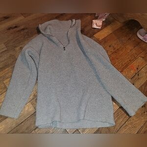Women's Gray Sweater